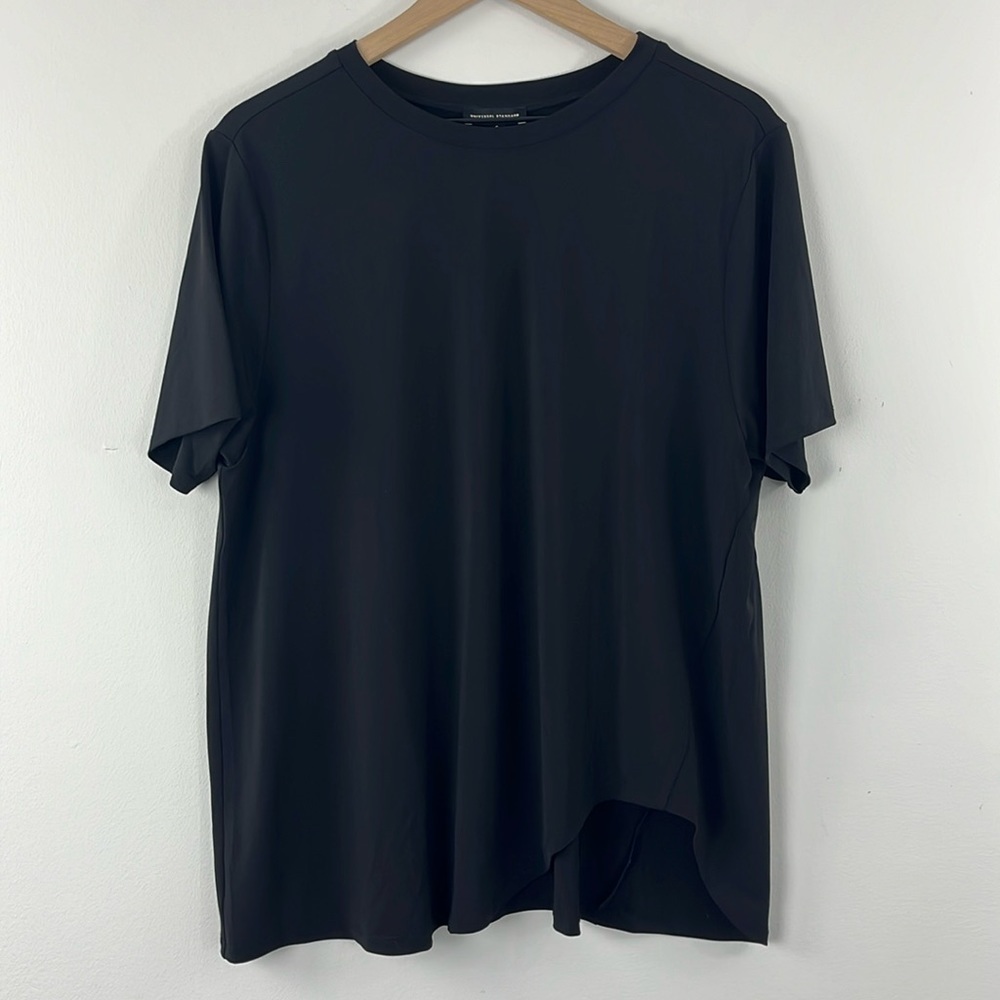 Universal Standard Black Short Sleeve Asymmetrical Hem Top Womens Size S(14/16)